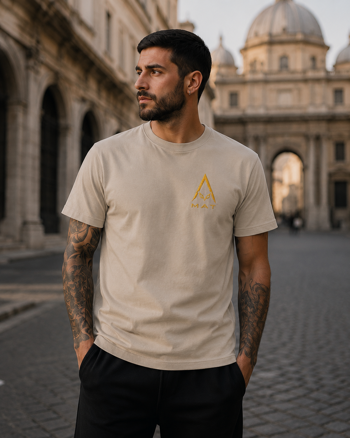 MAT ESSENTIAL LOGO TEE