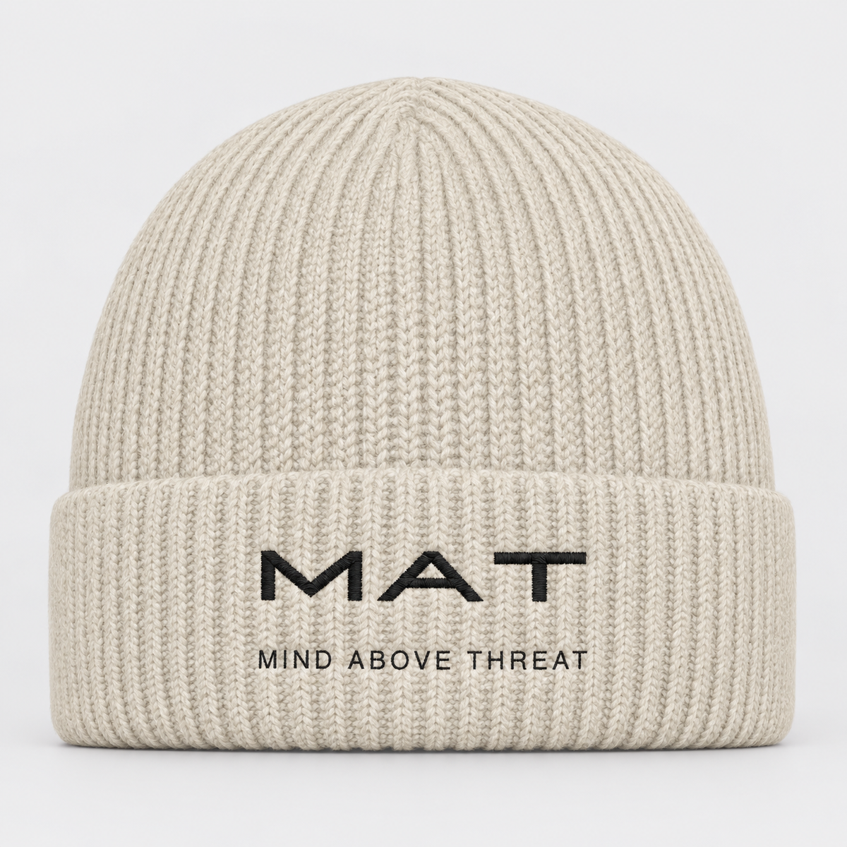 MAT SIGNATURE — Beanie naturale, ricamo MAT nero
